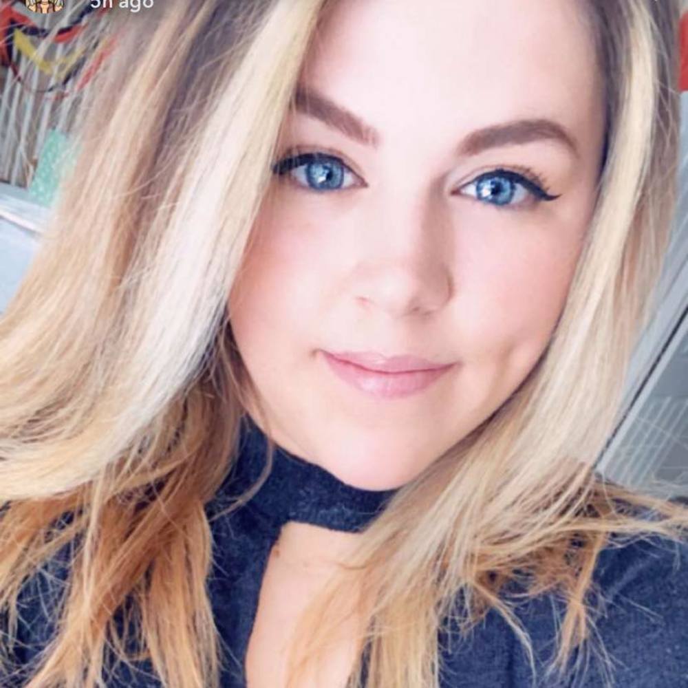 Meet your Posher, Whitney